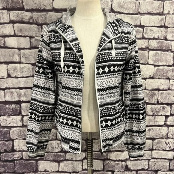 Empyre Jackets & Blazers - Empyre Black & White Hooded Light Weight Jacket Size M
